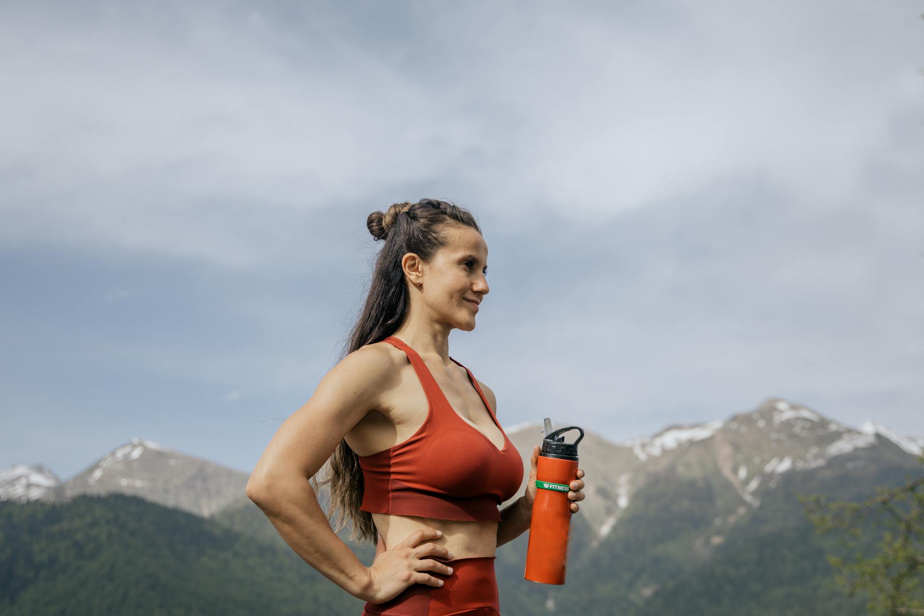 Hydration water bottle - Photo by Anastasia Shuraeva on Pexels
