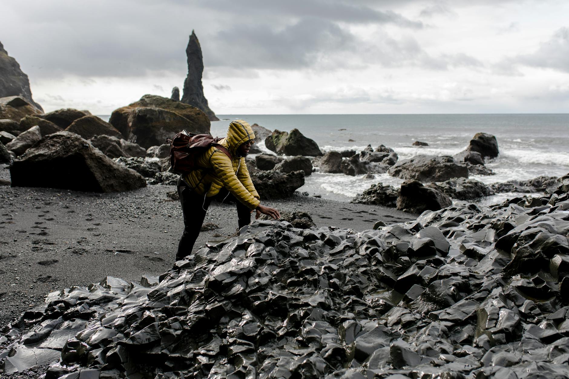 Iceland hiking layering gear - Photo by nappy on Pexels