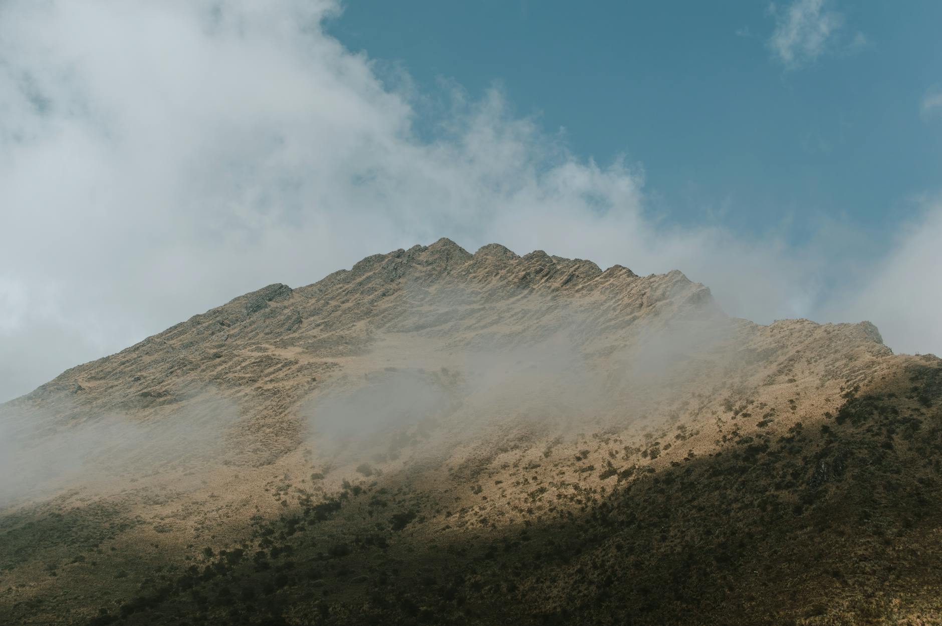 Peru mountains - Photo by Susan Flores on Pexels
